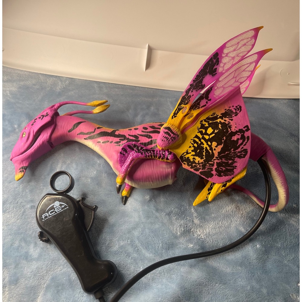Disney Parks Avatar World of Pandora Pink Banshee Puppet Toy ACE With Controller